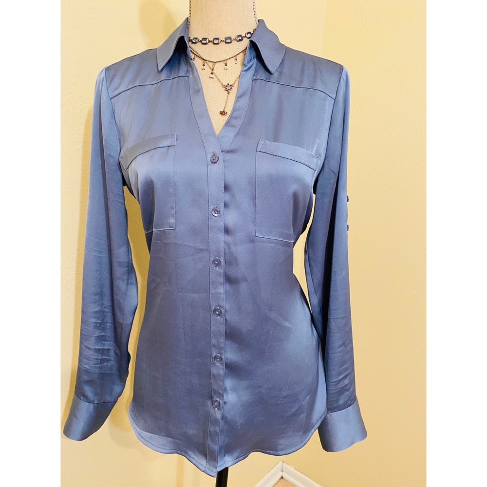 EXPRESS Blue satin blouse